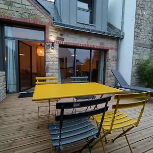 Les De Locmiquel Appartement